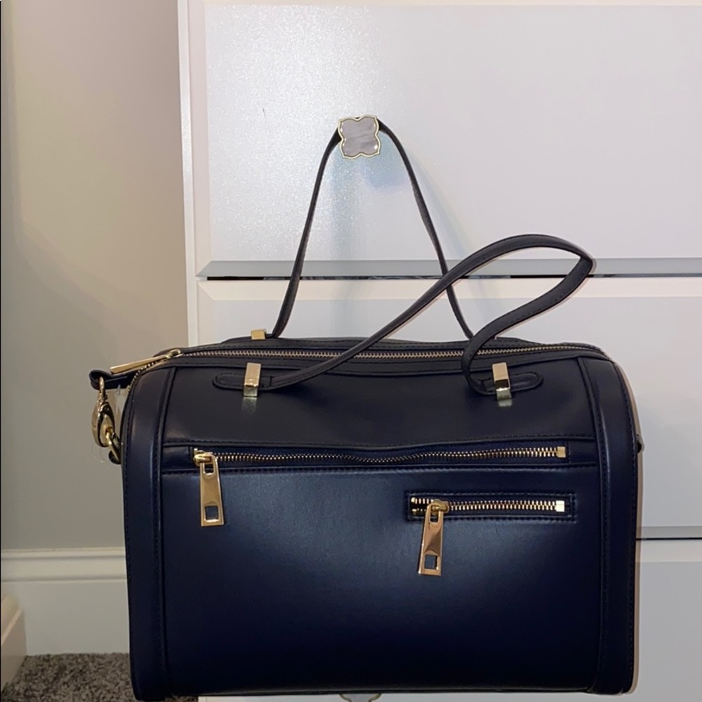 Navy medium sized purse
